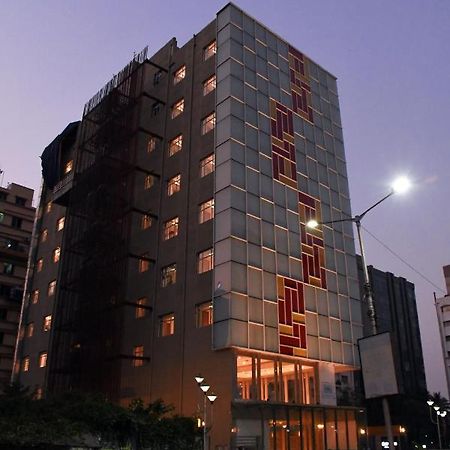 Lynq Aero Otel Kalküta Dış mekan fotoğraf