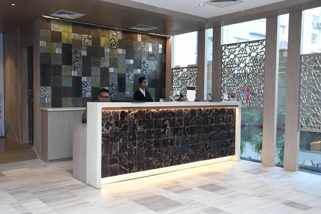 Lynq Aero Otel Kalküta Dış mekan fotoğraf